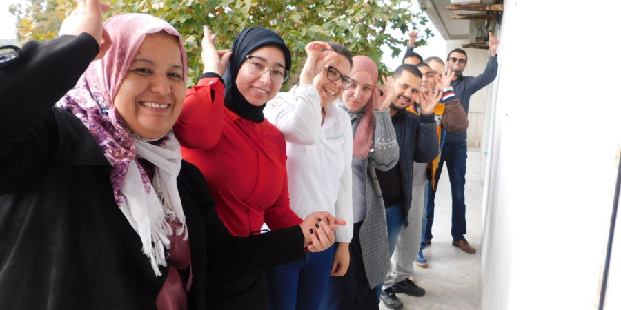 فريق مبادرة حتى لوقتاش روابط تونس مع حركة بلغة إشارة
